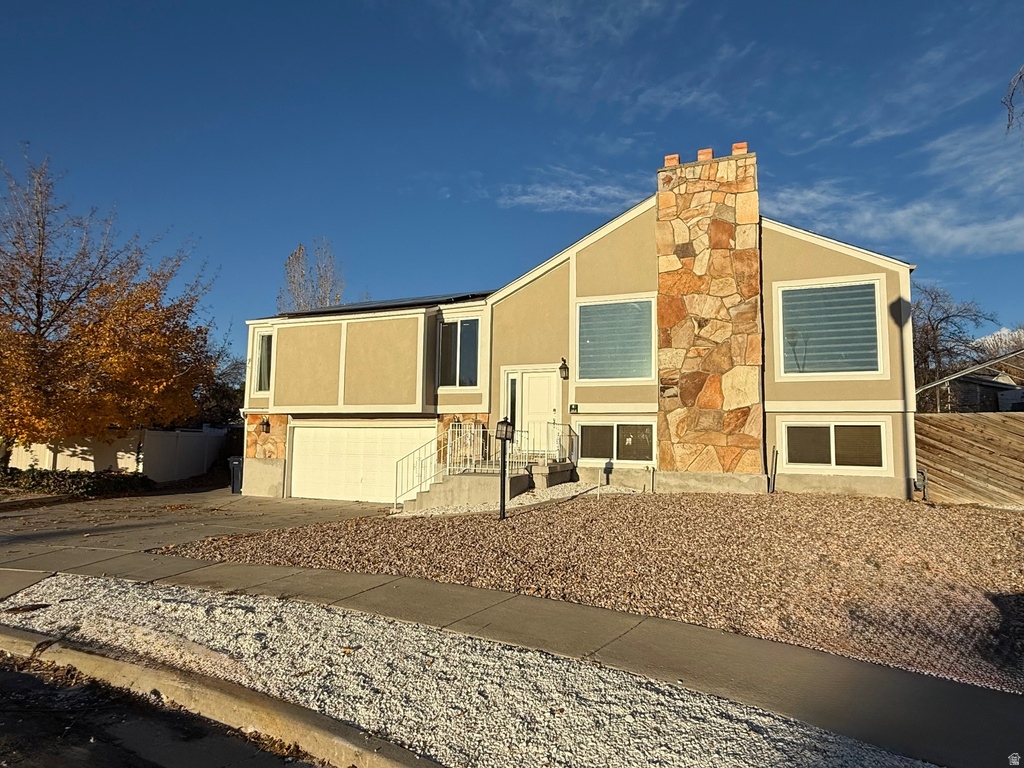 101 E REMBRANDT CIR Sandy, UT 84070