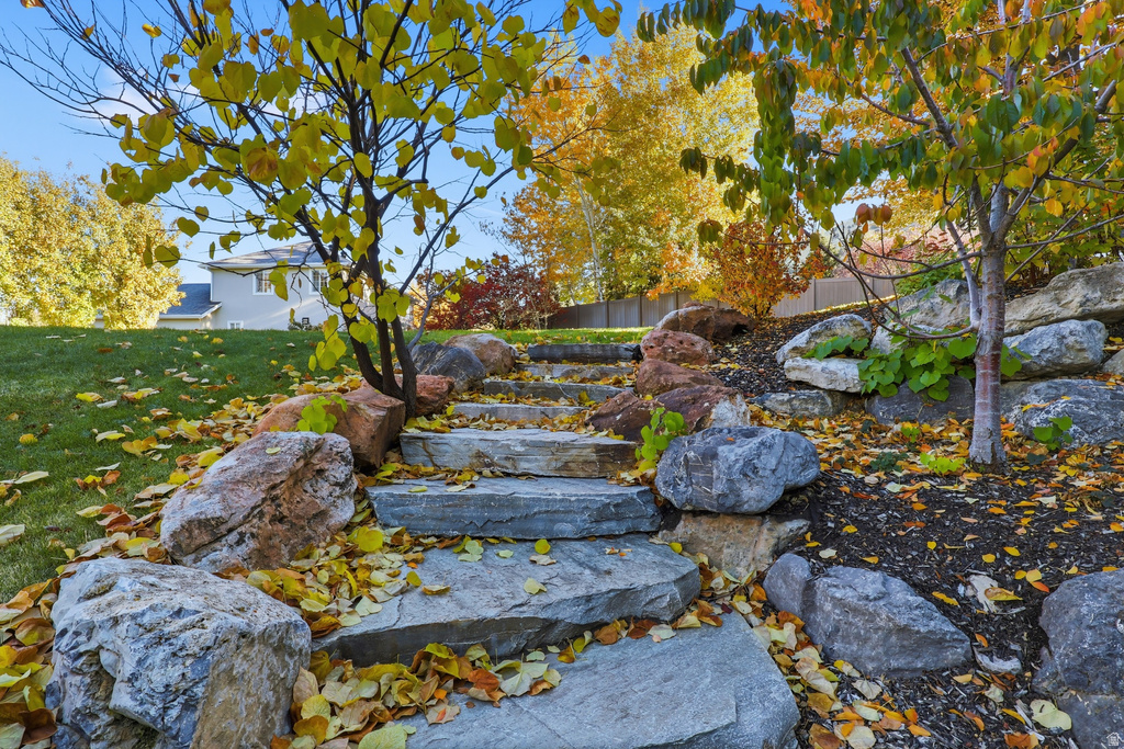 1605 MOUNTAIN RD Logan, UT 84321