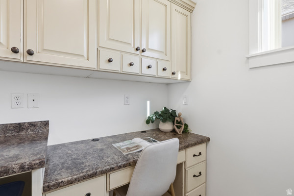 1605 MOUNTAIN RD Logan, UT 84321