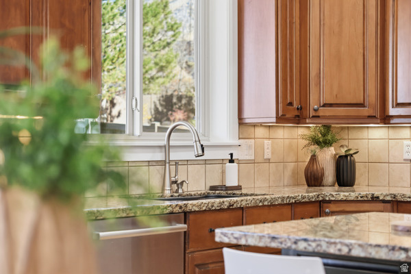 1605 MOUNTAIN RD Logan, UT 84321