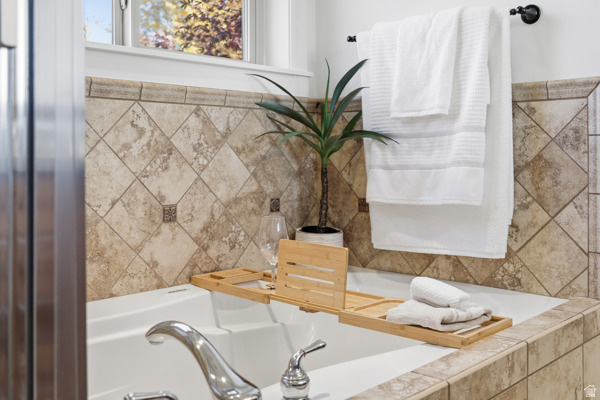 1605 MOUNTAIN RD Logan, UT 84321