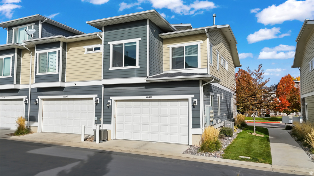 1788 W IKAROS LN South Jordan, UT 84095