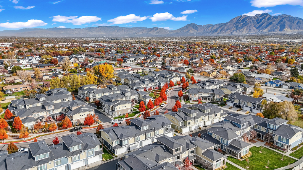 1788 W IKAROS LN South Jordan, UT 84095