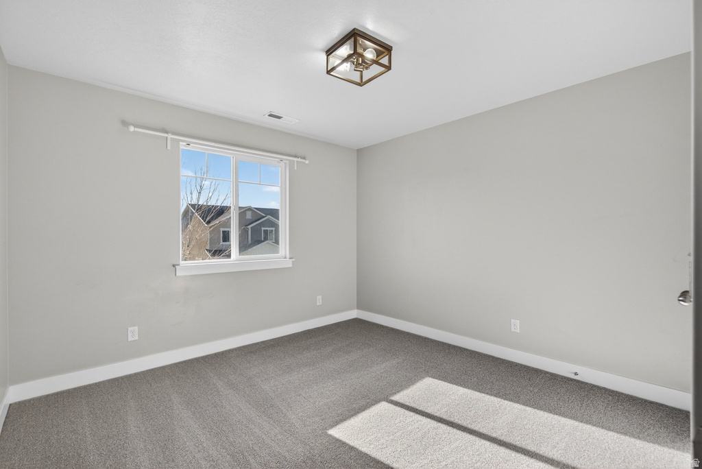 212 W WHITEWATER DR Vineyard, UT 84059