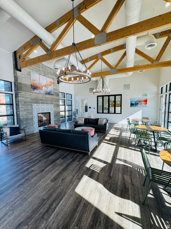 212 W WHITEWATER DR Vineyard, UT 84059