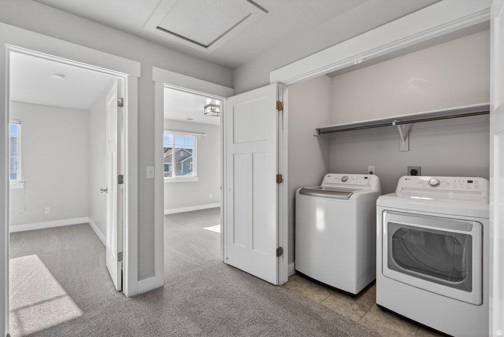 212 W WHITEWATER DR Vineyard, UT 84059