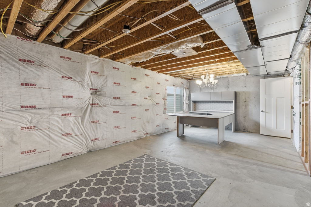 212 W WHITEWATER DR Vineyard, UT 84059