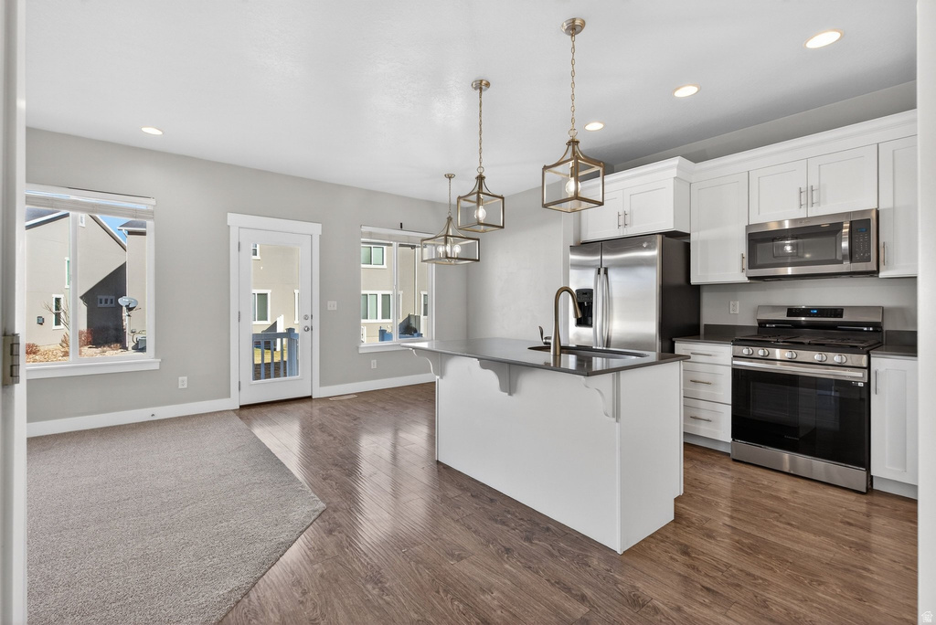 212 W WHITEWATER DR Vineyard, UT 84059