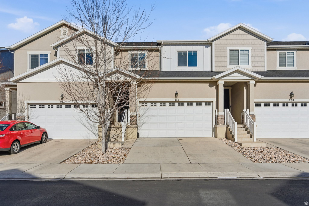 212 W WHITEWATER DR Vineyard, UT 84059