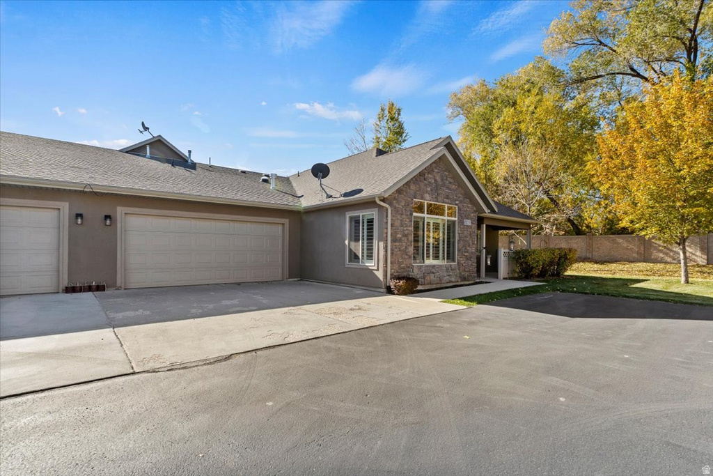9252 S 2040 W #D West Jordan, UT 84088