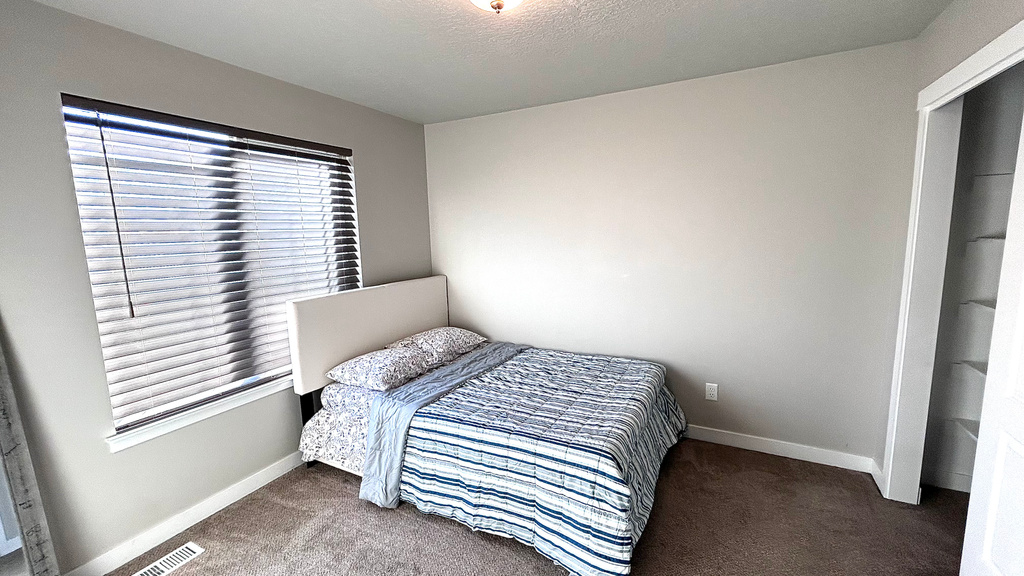 9024 W NEWHOUSE DR Magna, UT 84044