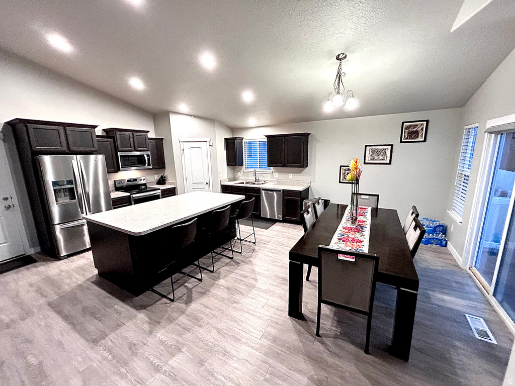 9024 W NEWHOUSE DR Magna, UT 84044