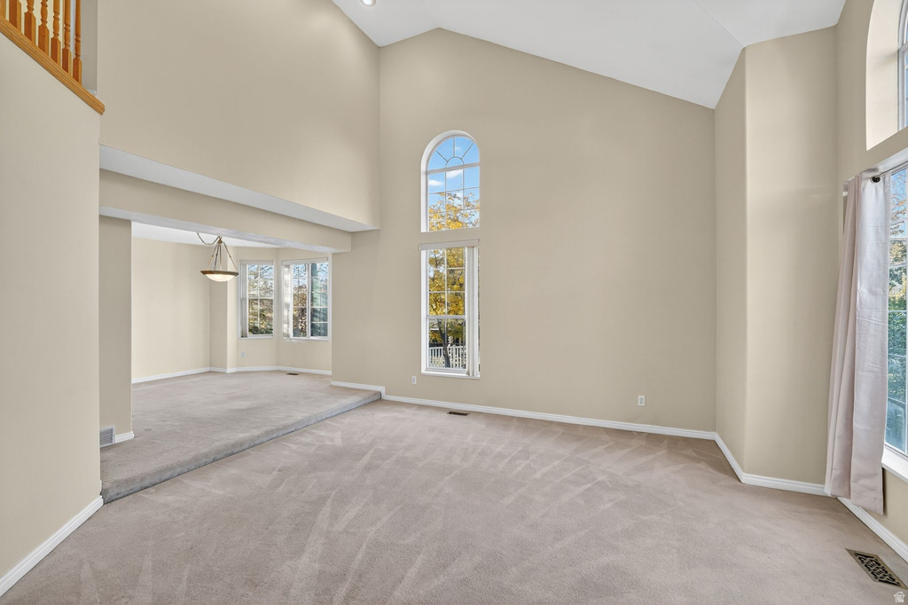 10172 S SNOW IRIS WAY Sandy, UT 84092