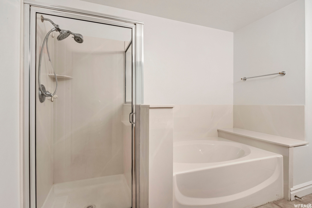 353 BAYSIDE DR Saratoga Springs, UT 84045