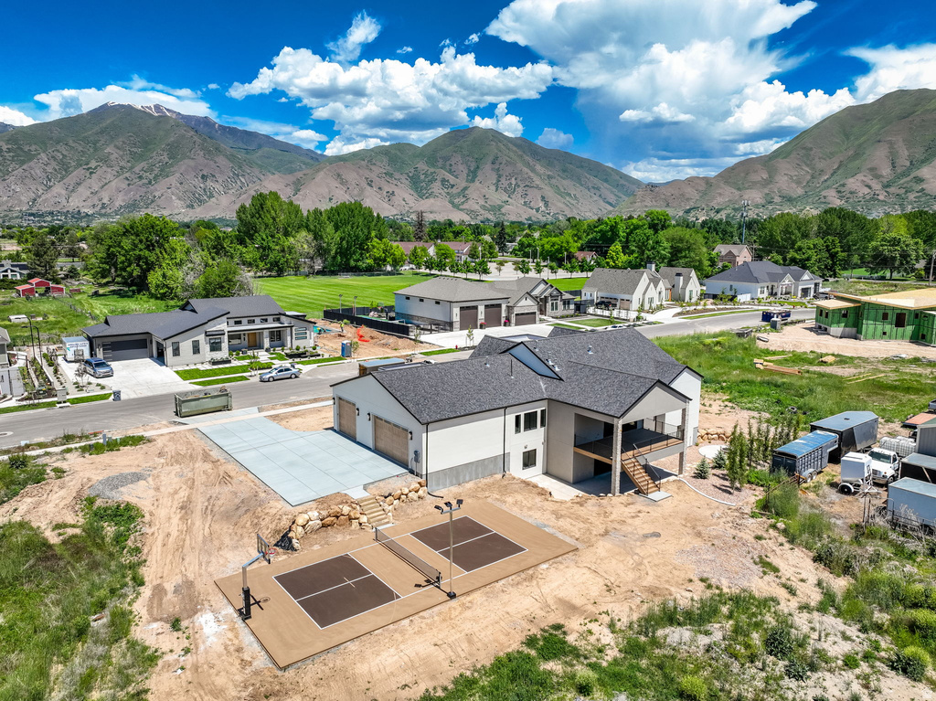 213 W 250 S Mapleton, UT 84664