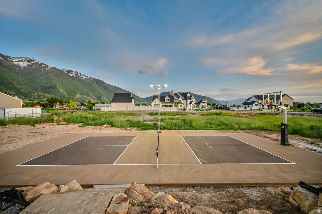 213 W 250 S Mapleton, UT 84664