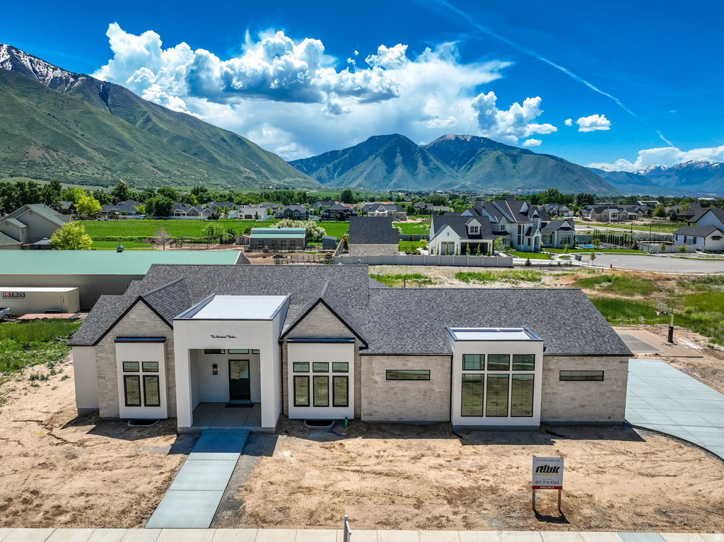 213 W 250 S Mapleton, UT 84664