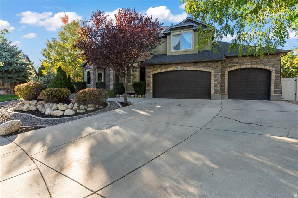 3376 W WATER CRESCENT PL South Jordan, UT 84095