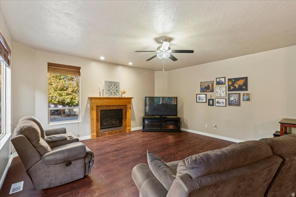 3376 W WATER CRESCENT PL South Jordan, UT 84095