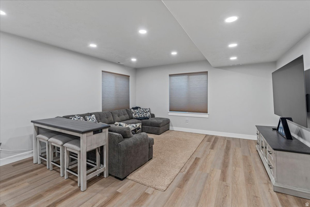 3376 W WATER CRESCENT PL South Jordan, UT 84095