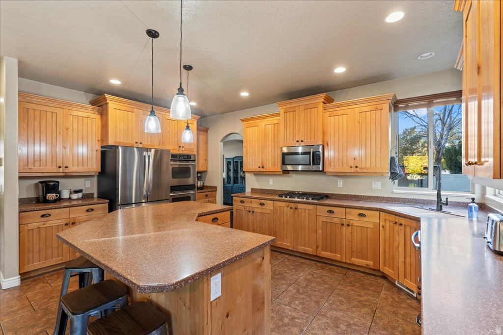 3376 W WATER CRESCENT PL South Jordan, UT 84095