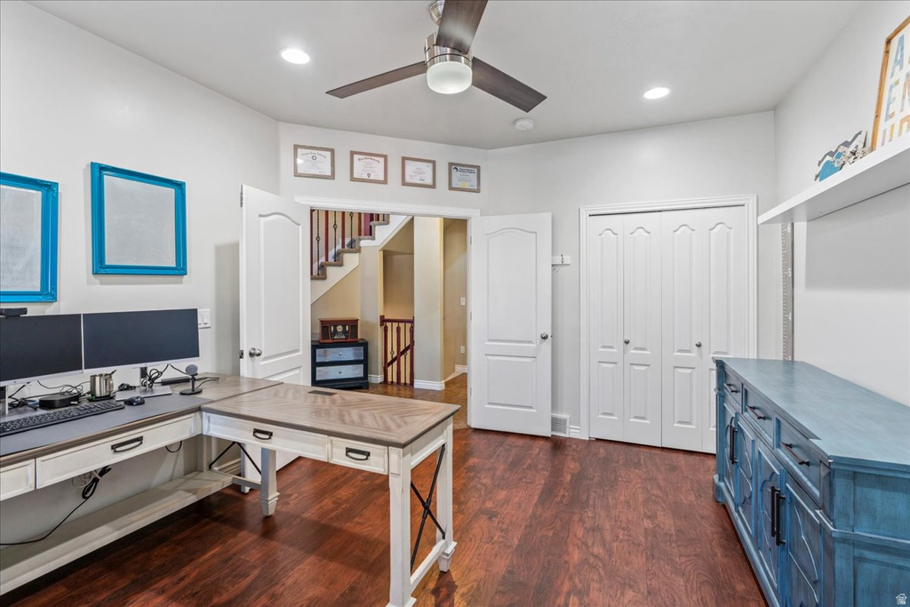 3376 W WATER CRESCENT PL South Jordan, UT 84095