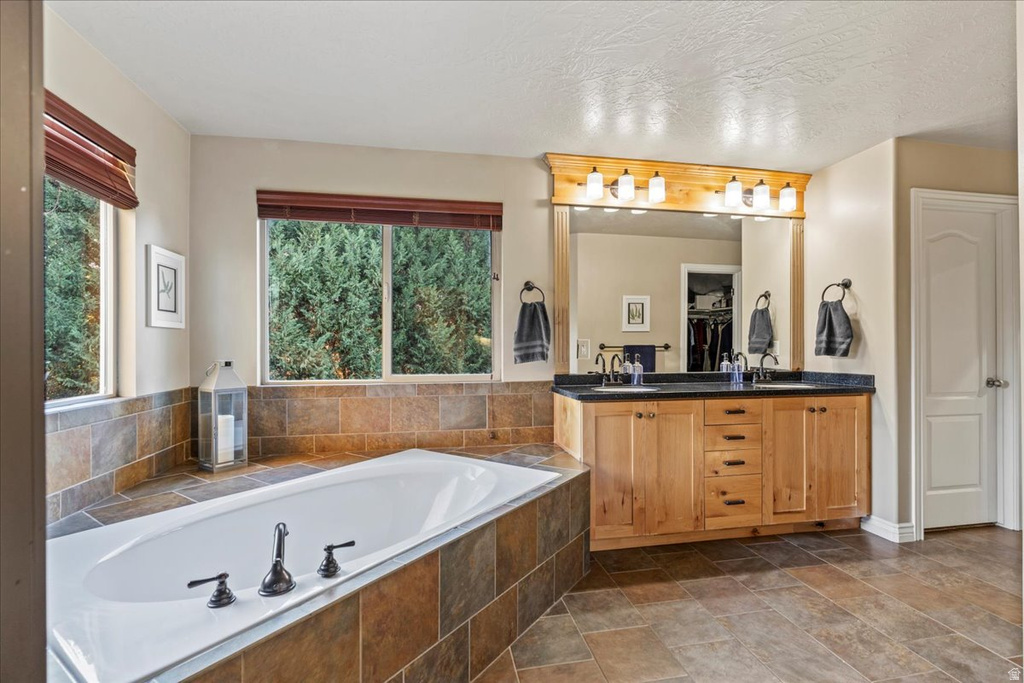 3376 W WATER CRESCENT PL South Jordan, UT 84095