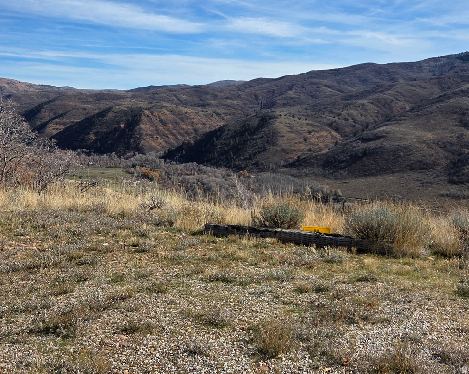 12834 E HIGH PINE CIR Huntsville, UT 84317