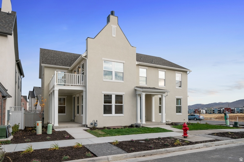 11563 S WATERCOURSE RD #102 South Jordan, UT 84009