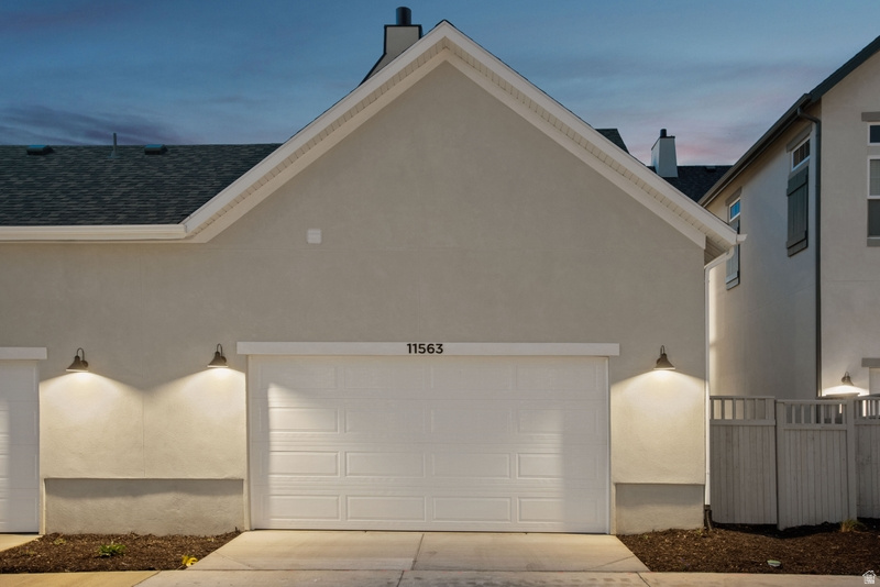 11563 S WATERCOURSE RD #102 South Jordan, UT 84009