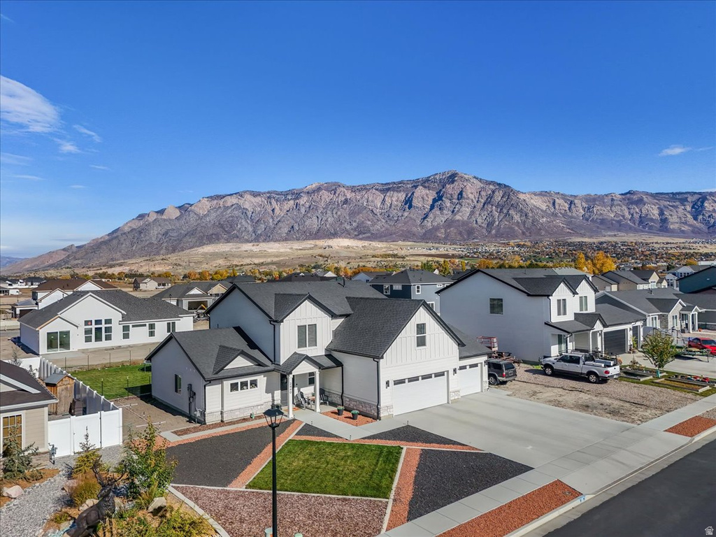 2440 W 2900 N Farr West, UT 84404