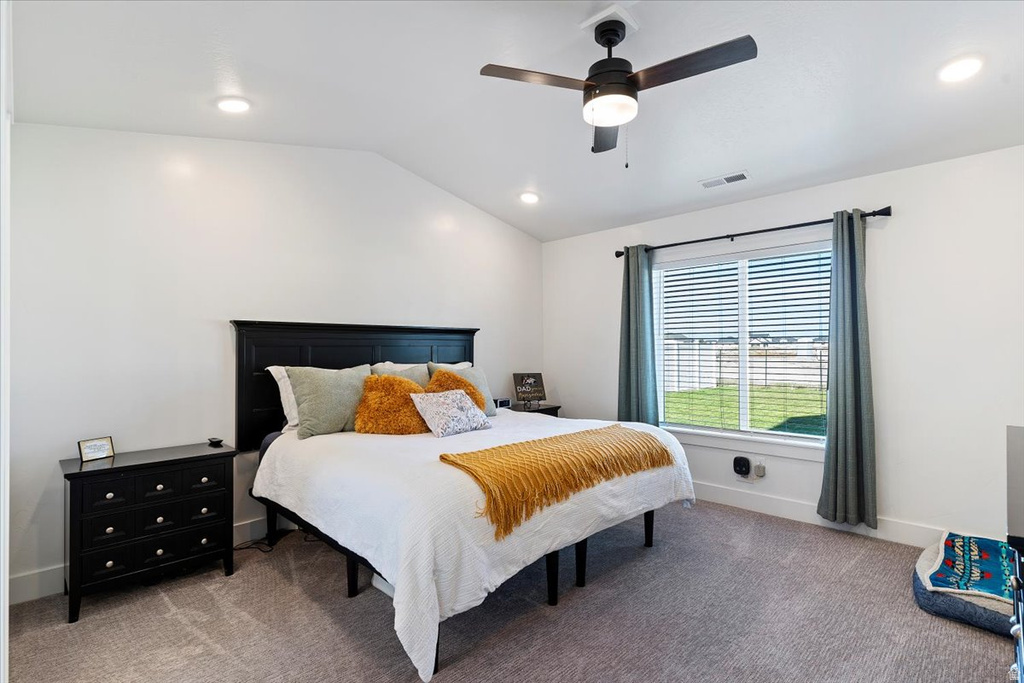 2440 W 2900 N Farr West, UT 84404