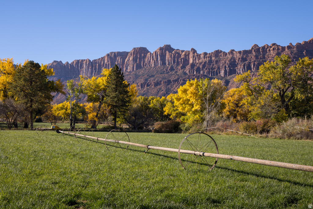 2927 S EAST BENCH RD Moab, UT 84532