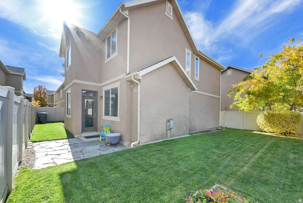 1064 DARCY DR North Salt Lake, UT 84054