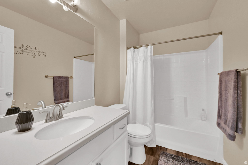 1064 DARCY DR North Salt Lake, UT 84054