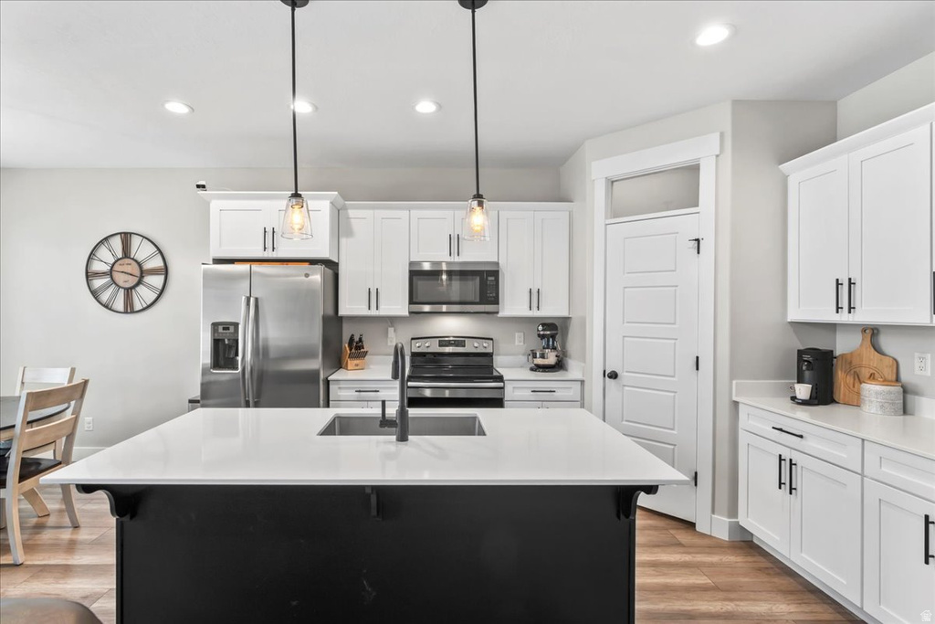 1538 W PISTON LN Bluffdale, UT 84065