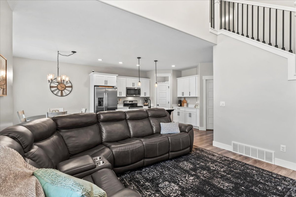 1538 W PISTON LN Bluffdale, UT 84065