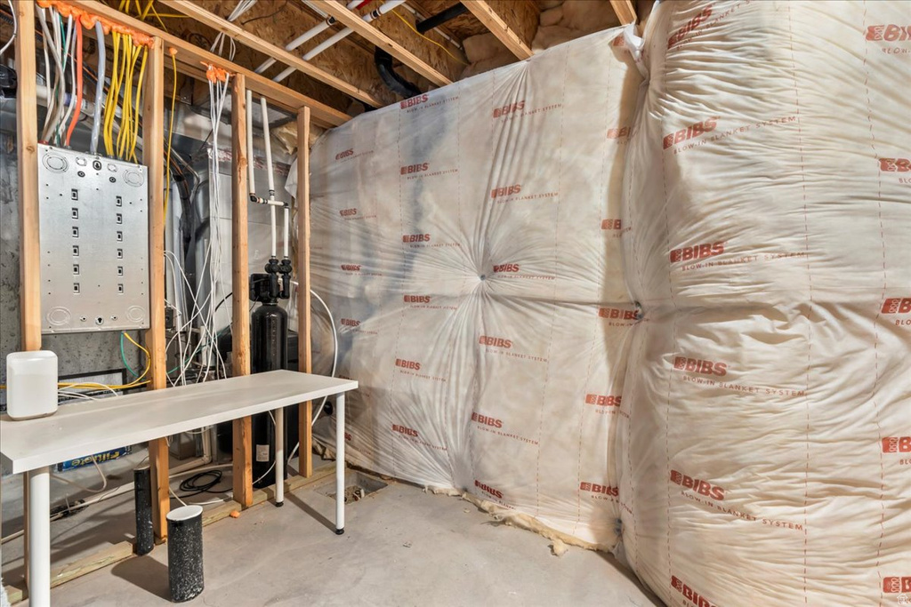 1538 W PISTON LN Bluffdale, UT 84065