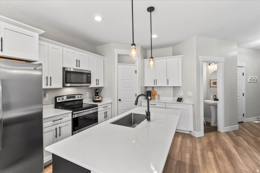 1538 W PISTON LN Bluffdale, UT 84065