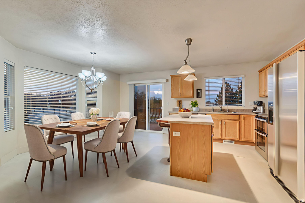 6732 W HUNTER VISTA CIR Salt Lake City, UT 84128