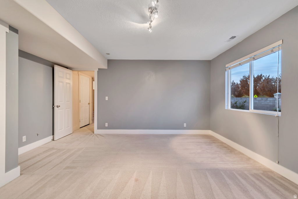 6732 W HUNTER VISTA CIR Salt Lake City, UT 84128