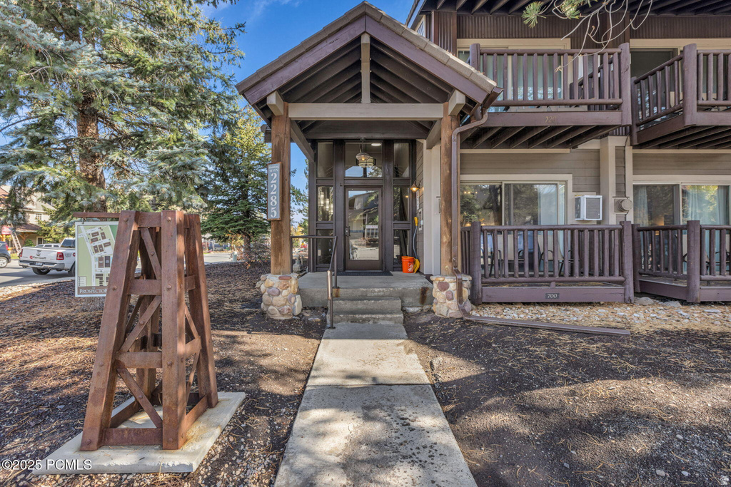 2285 SIDEWINDER DR #701 Park City, UT 84060