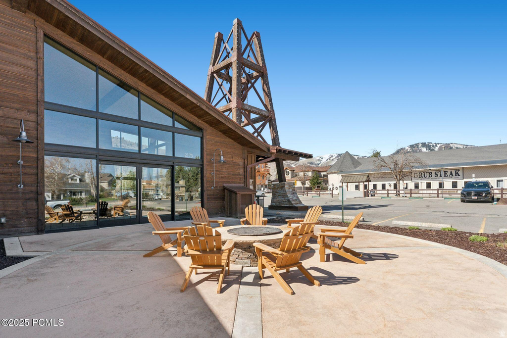 2285 SIDEWINDER DR #701 Park City, UT 84060