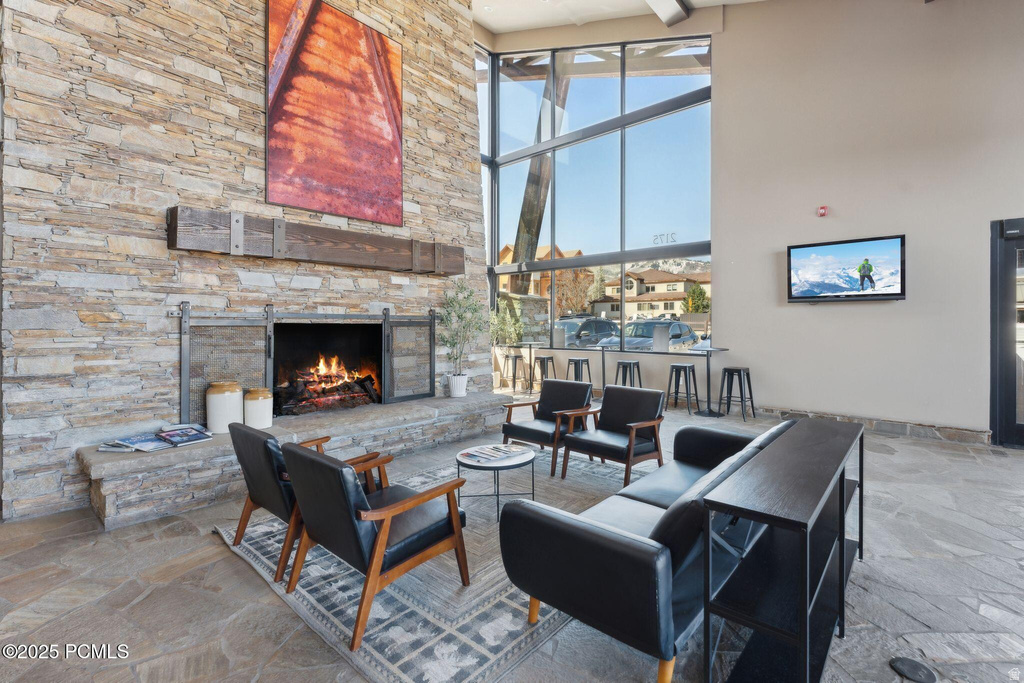 2285 SIDEWINDER DR #701 Park City, UT 84060