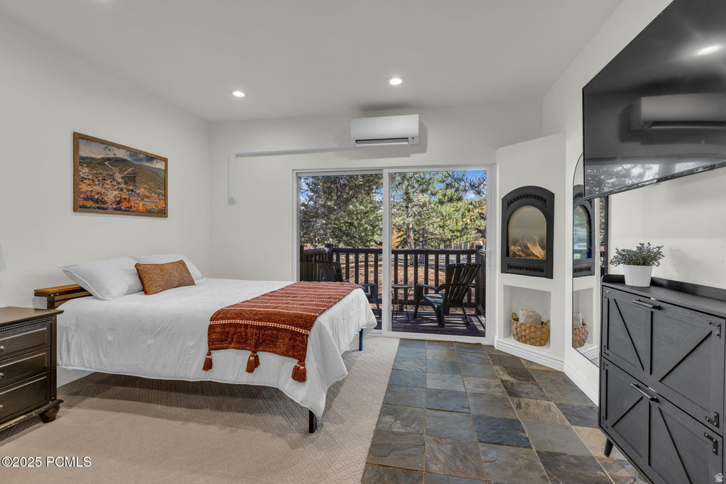 2285  Sidewinder Dr #701