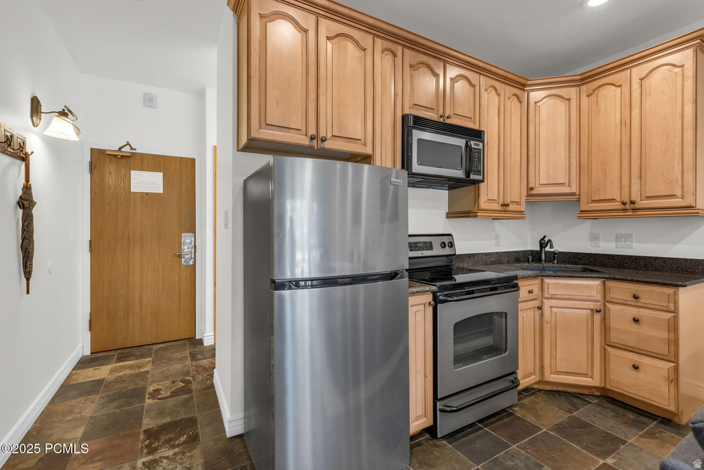 2285 SIDEWINDER DR #701 Park City, UT 84060