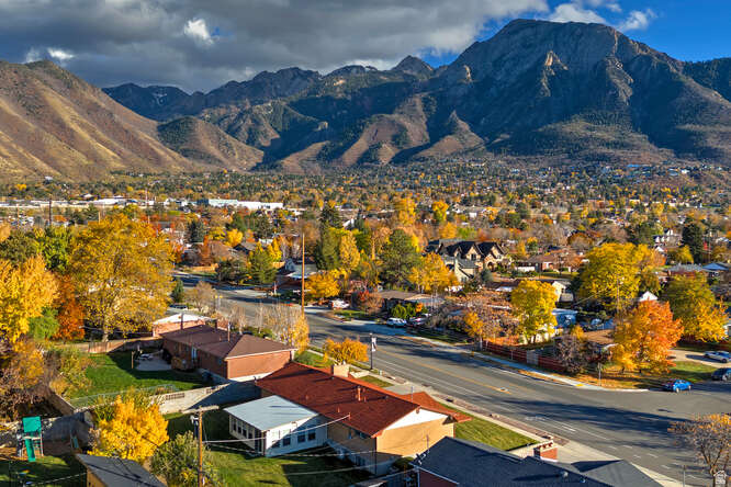 3131 E 3900 S Millcreek, UT 84124