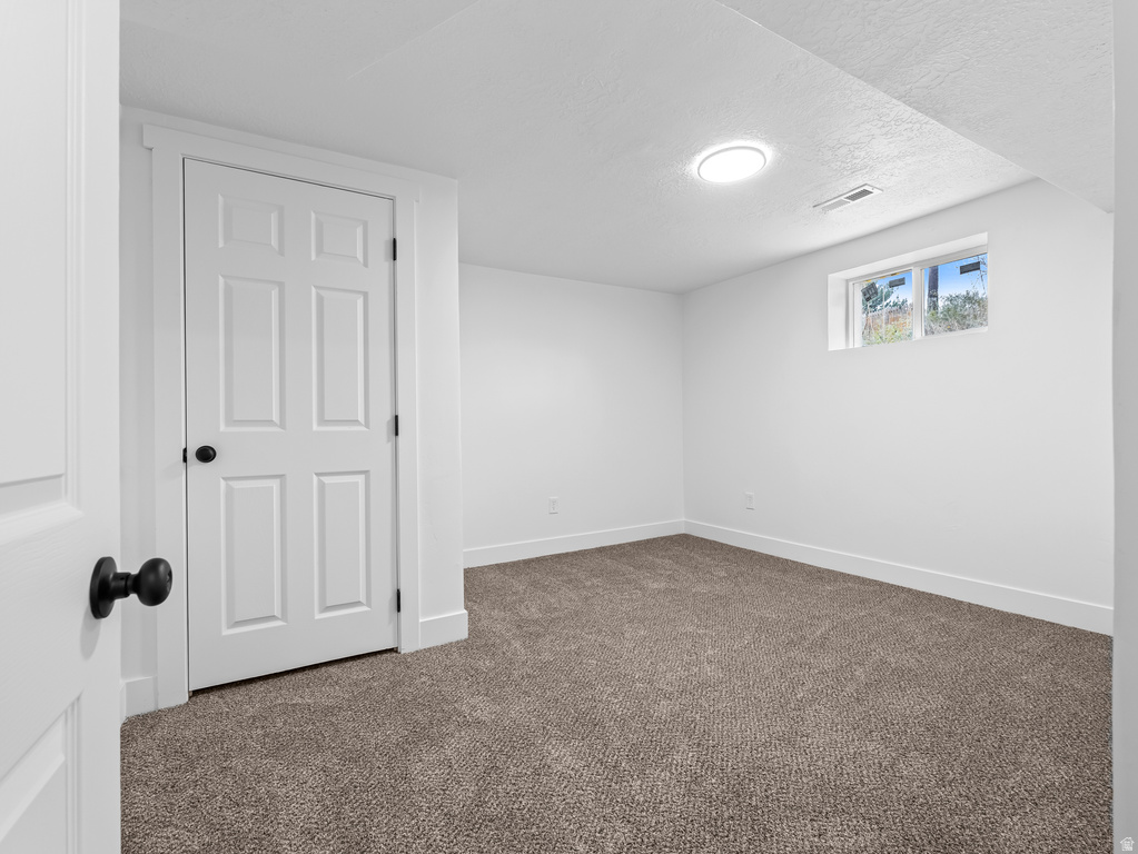 5245 S 900 E Murray, UT 84117