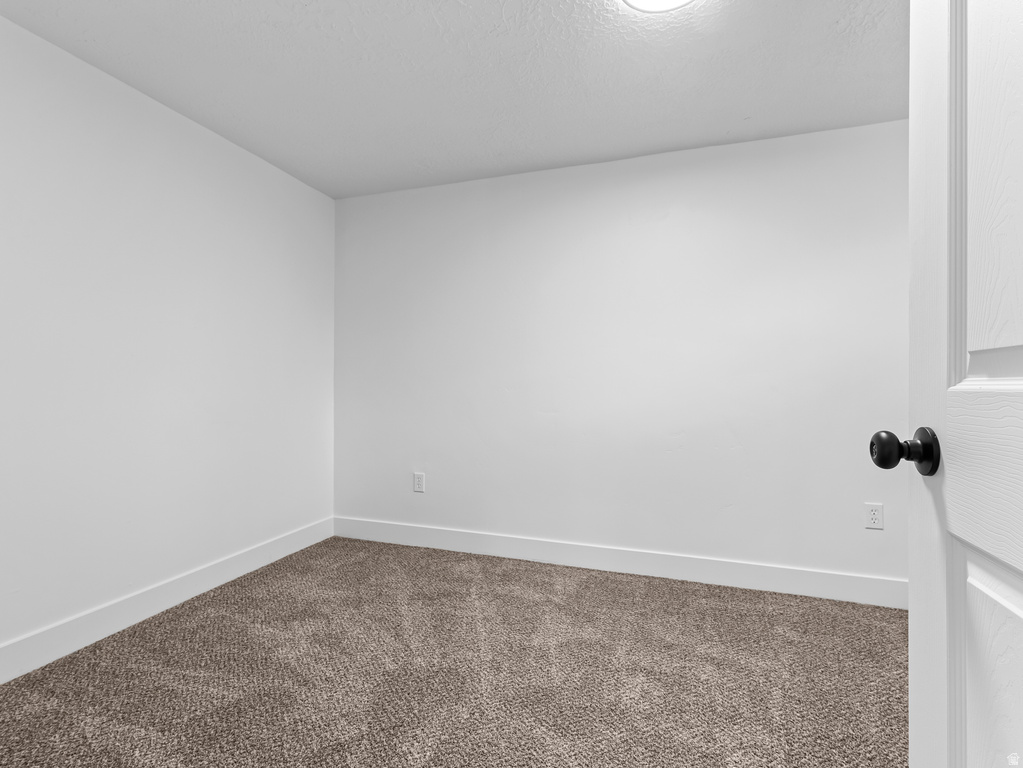 5245 S 900 E Murray, UT 84117