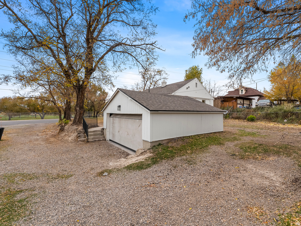 5245 S 900 E Murray, UT 84117